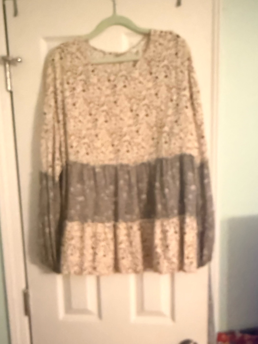 Cream and Gray Tiered Long Sleeve Baby Doll Top